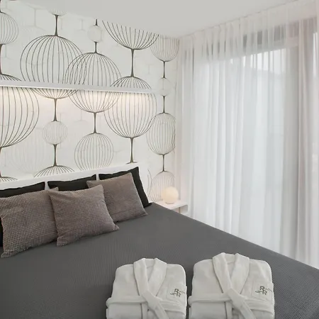 Ośrodek wypoczynkowy Rosevia & 4*