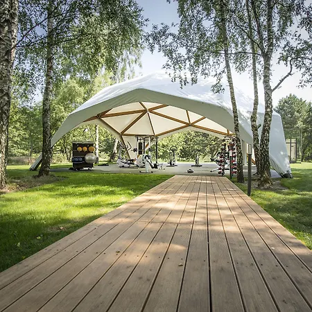 Ośrodek wypoczynkowy Rosevia & 4*